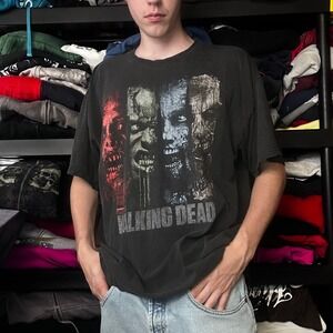Vintage The Walking Dead AMC Graphic T-Shirt Faded Black Boxy Fit XL Horror 1351